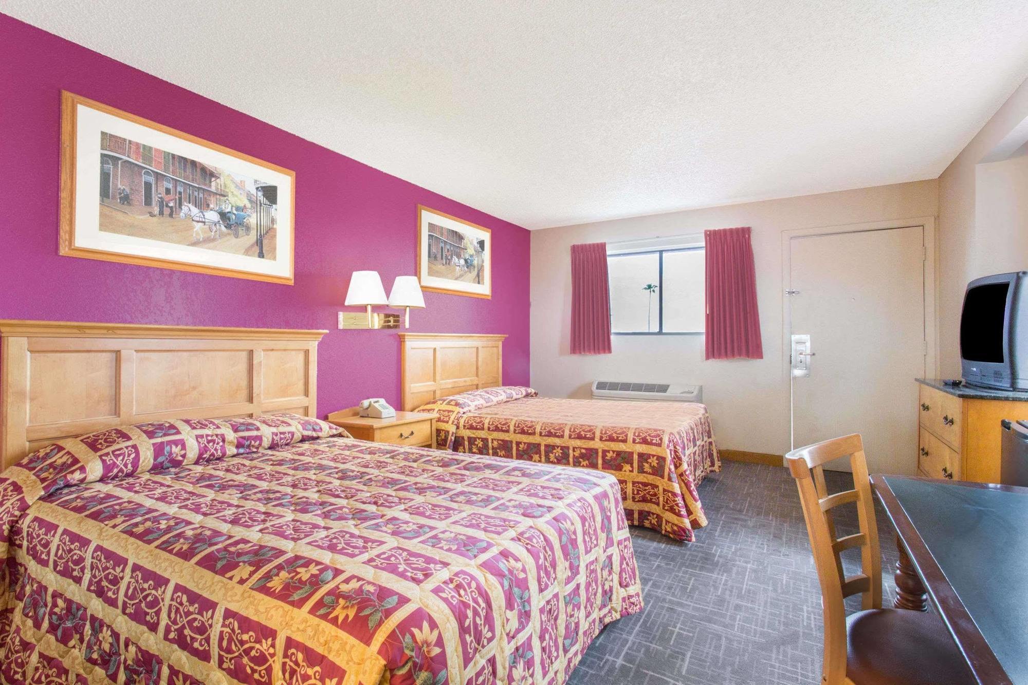 Knights Inn Phoenix At N Black Canyon Hwy Экстерьер фото