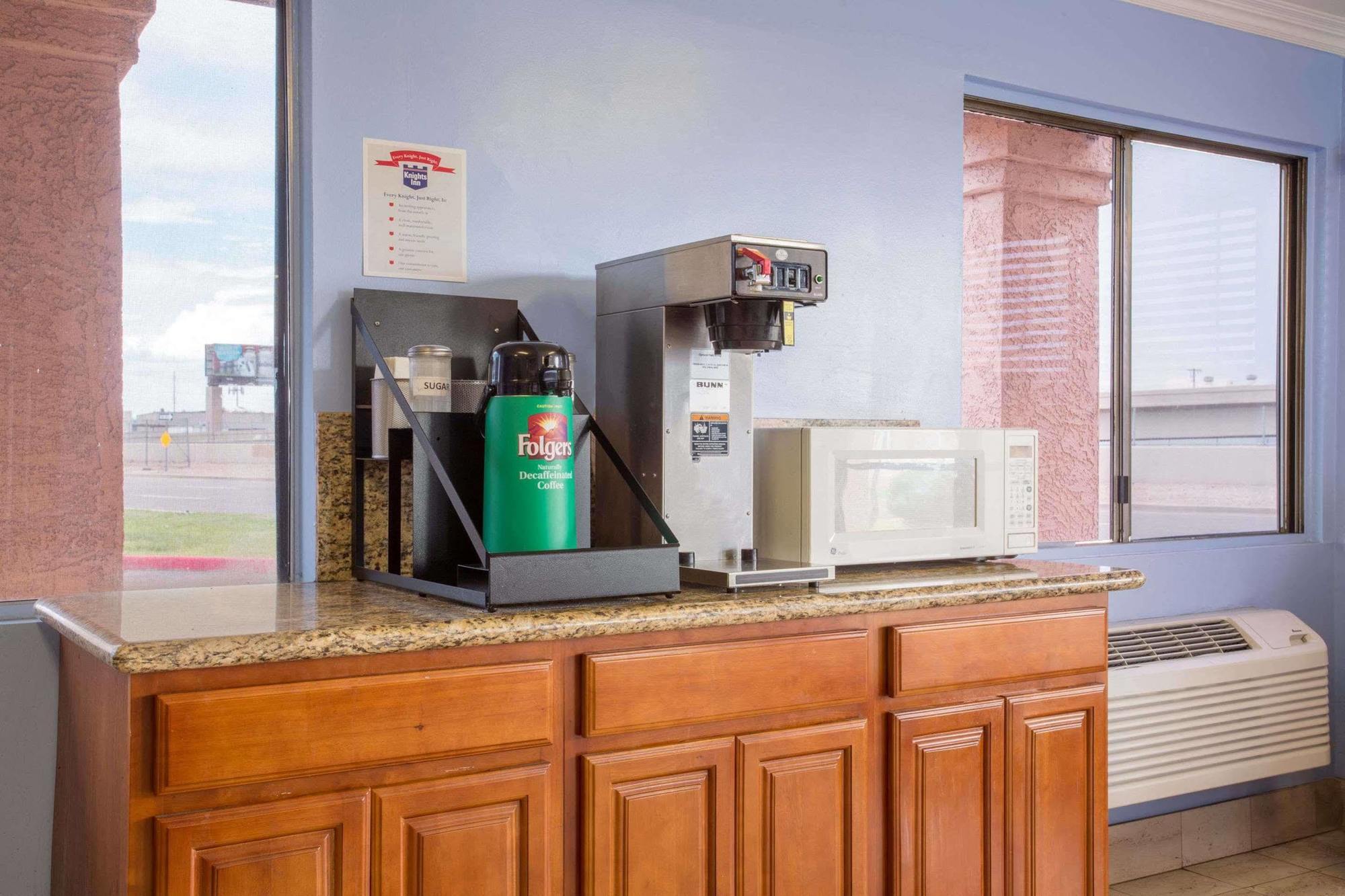 Knights Inn Phoenix At N Black Canyon Hwy Экстерьер фото