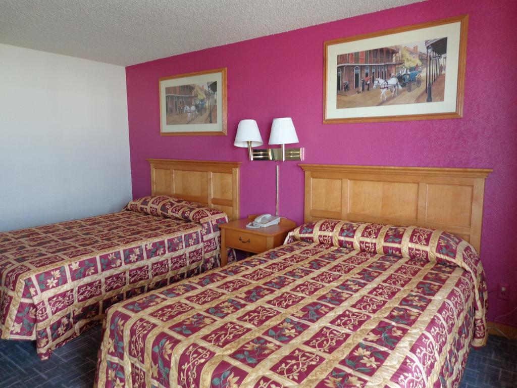 Knights Inn Phoenix At N Black Canyon Hwy Экстерьер фото